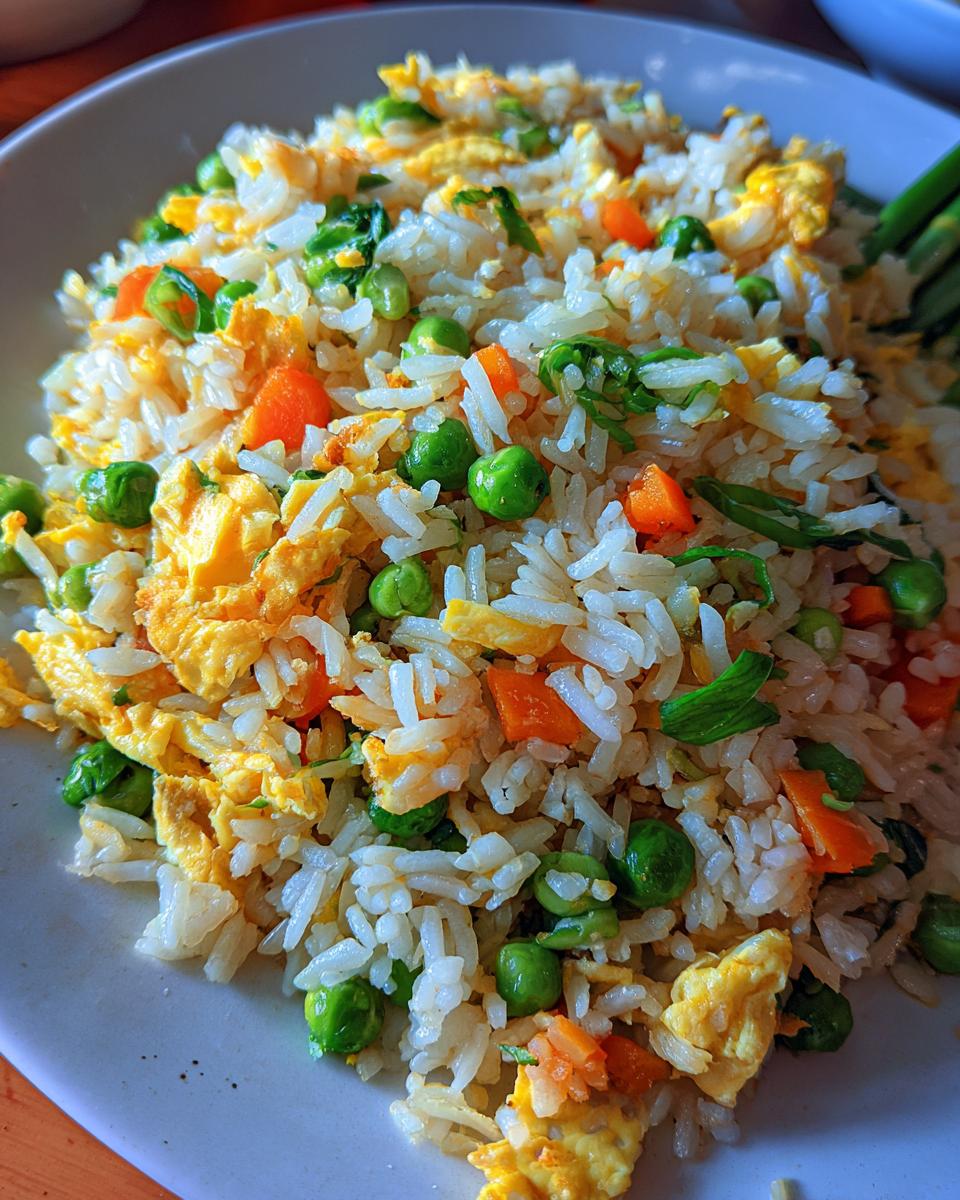 Best Restaurant Style Egg Fried Rice - detail 2