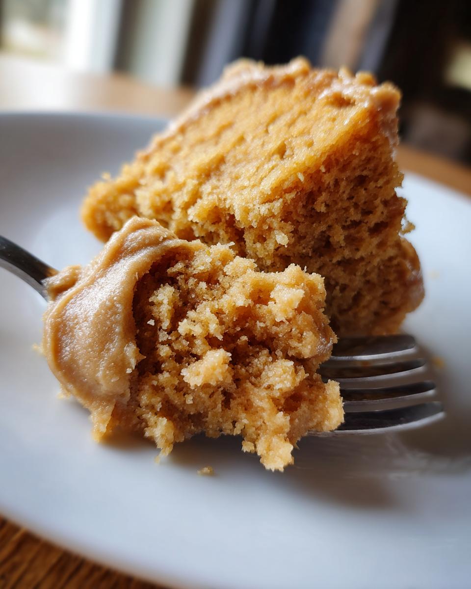 Fluffy Brown Sugar Icing - detail 3