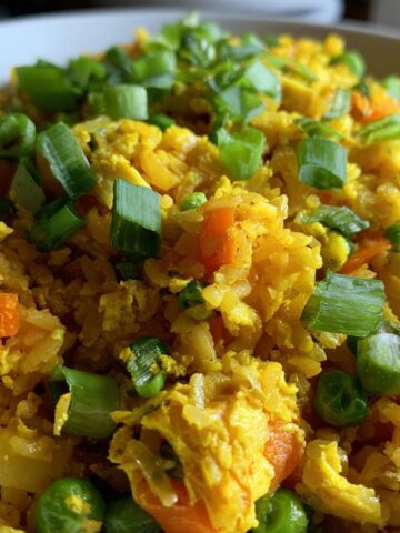 Easy and Delicious Turmeric Fried Rice