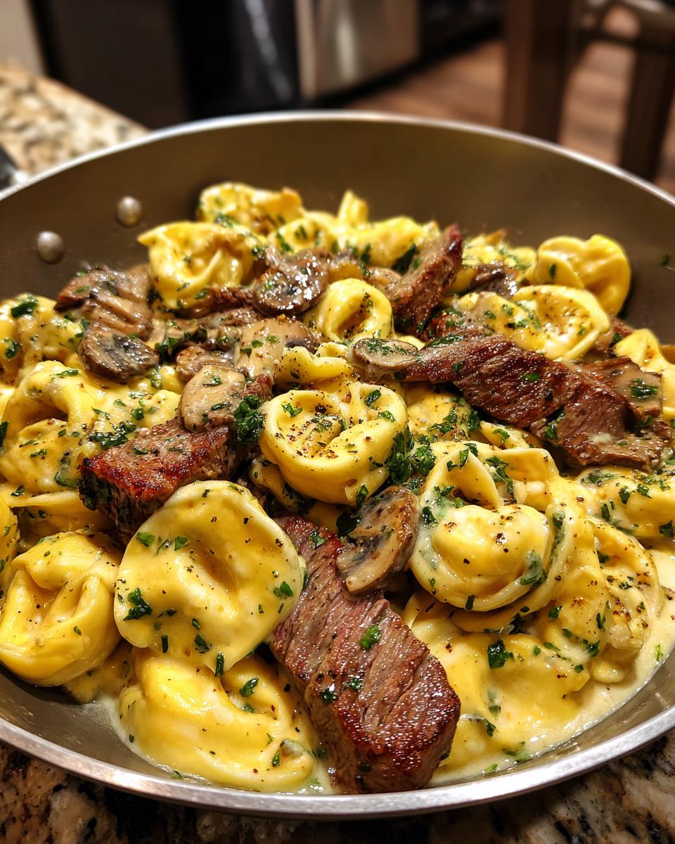 Garlic Steak & Cheese-Filled Tortellini Skillet - detail 3