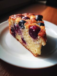 Crispy Plum and Blueberry Cake for Christmas, Easter